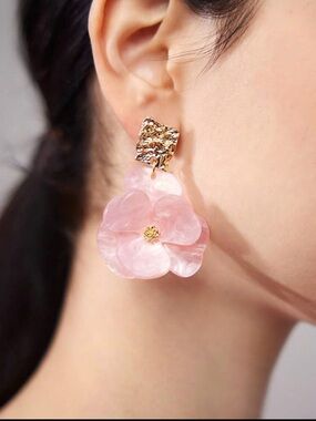 Acrylic Pink Floral earrings 18k Gold plated Drop Earrings